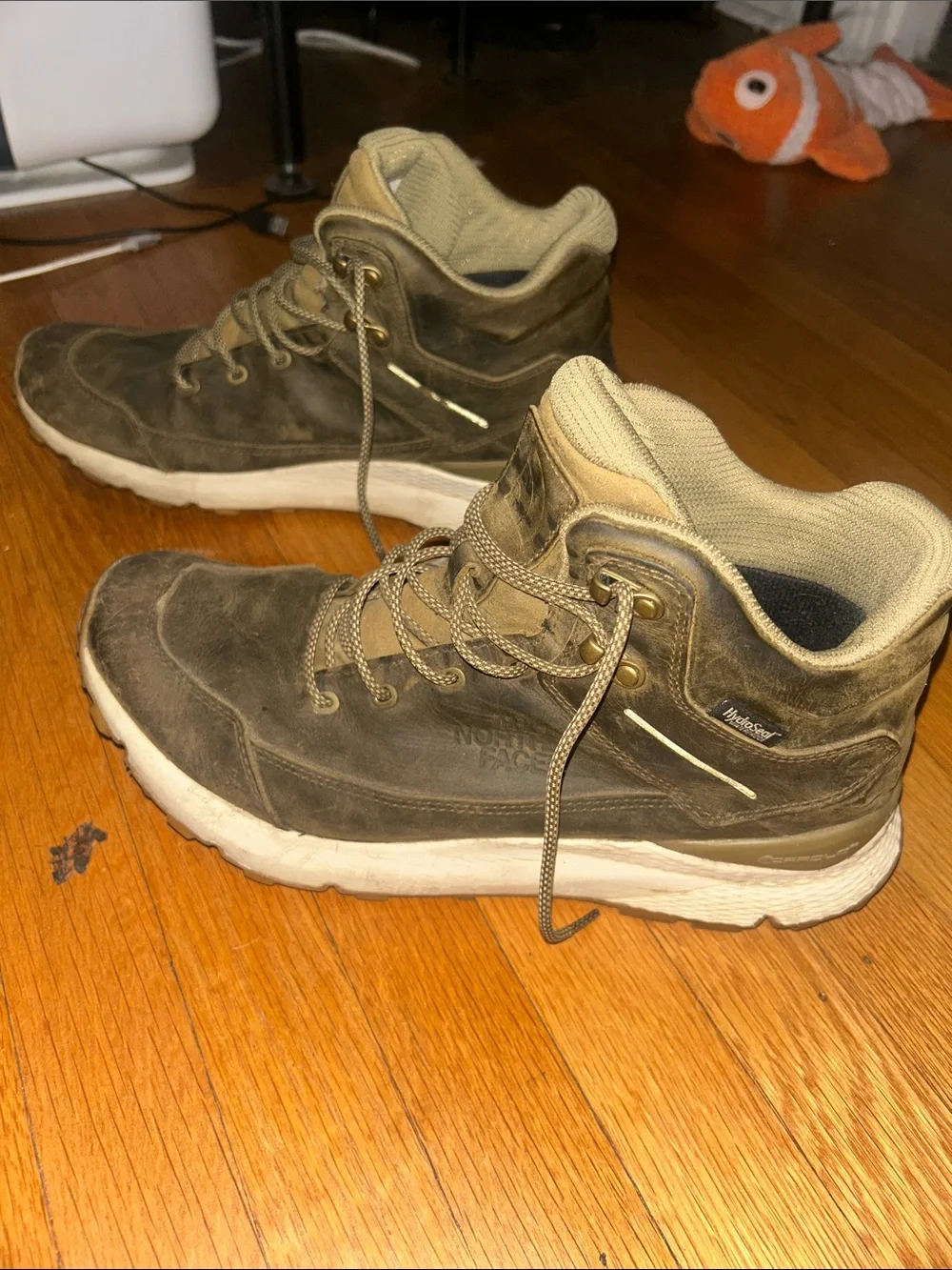 The North Face Men's Brown Lace-Up Leather Hiking Boots